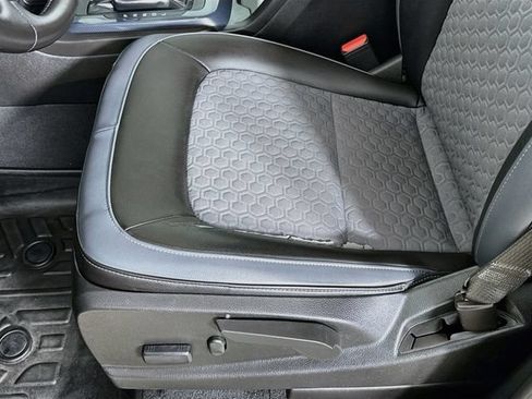 Used 2019 Chevrolet Colorado Z71 AWD/4WD image 19