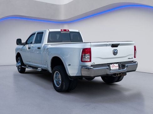 Used 2024 RAM 3500 Tradesman w/ Chrome Appearance Group AWD/4WD image 7