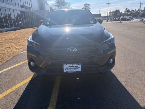 Used 2025 Subaru Crosstrek 2.5i Sport AWD/4WD image 2