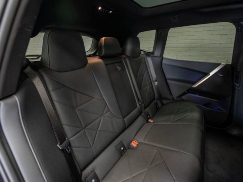 Used 2025 BMW iX xDrive50 image 22