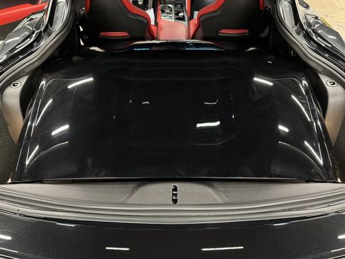 Used 2015 Chevrolet Corvette Z06 w/ 3LZ Preferred Equipment Group image 13