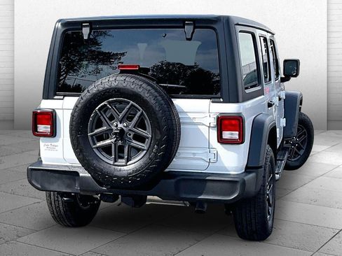 Used 2024 Jeep Wrangler Unlimited Sport AWD/4WD image 11