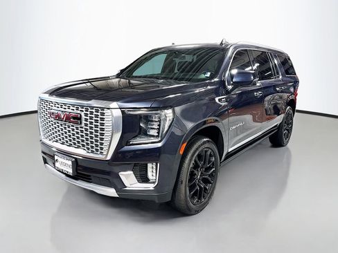 Used 2023 GMC Yukon XL Denali AWD/4WD image 1
