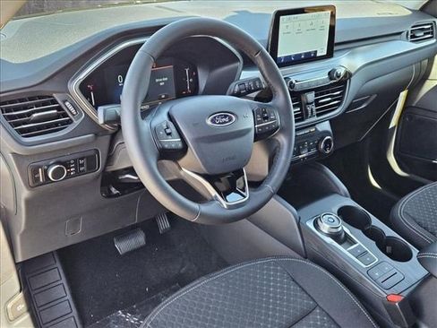 New 2024 Ford Escape Active image 3