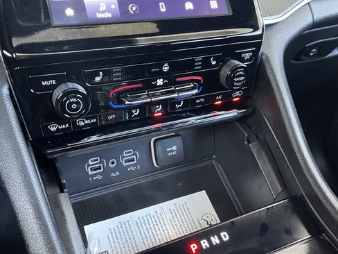 New 2026 Jeep Grand Cherokee L 4WD image 19