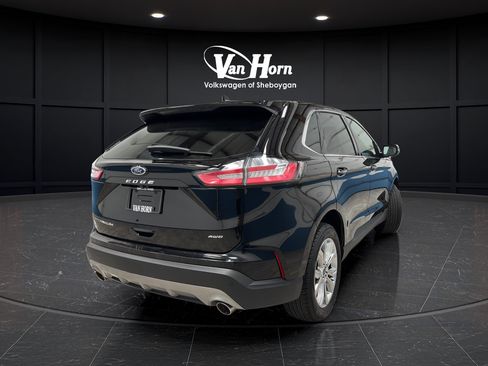 Used 2024 Ford Edge Titanium AWD/4WD image 7