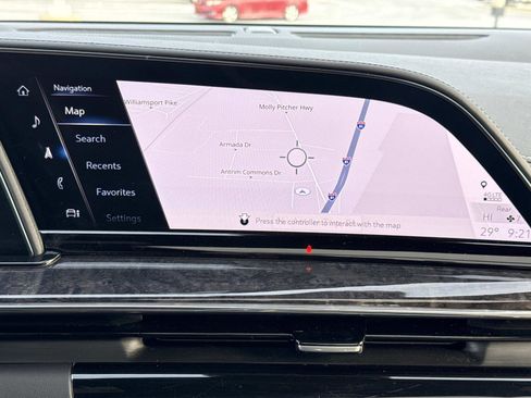 Used 2021 Cadillac Escalade Premium Luxury image 4