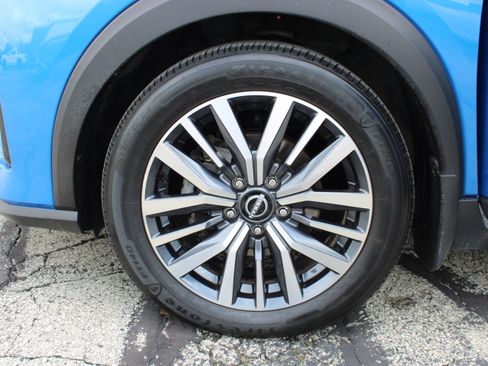 Used 2023 Nissan Kicks SV FWD image 28