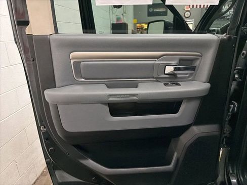 Used 2019 RAM 1500 Big Horn image 17