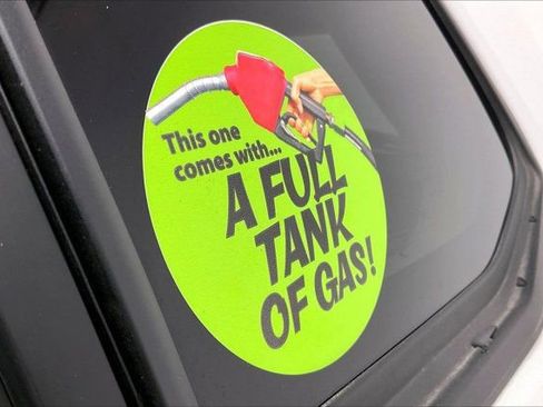 Used 2024 Toyota Corolla Cross LE w/ Moonroof Package image 35