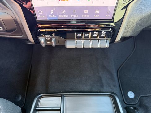 New 2026 RAM 2500 Tradesman AWD/4WD image 13