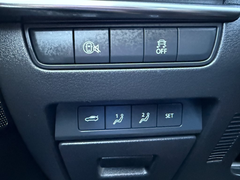 Used 2025 MAZDA MAZDA3 s FWD image 26