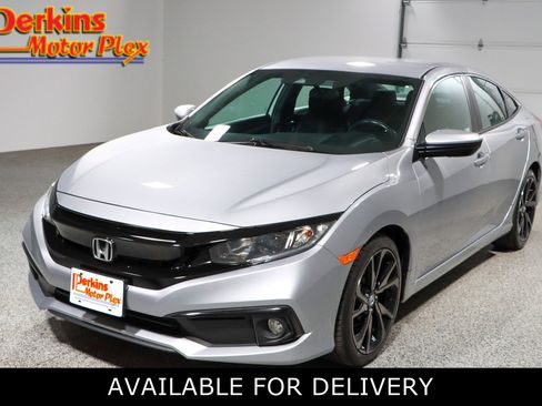 Used 2021 Honda Civic Sport image 1