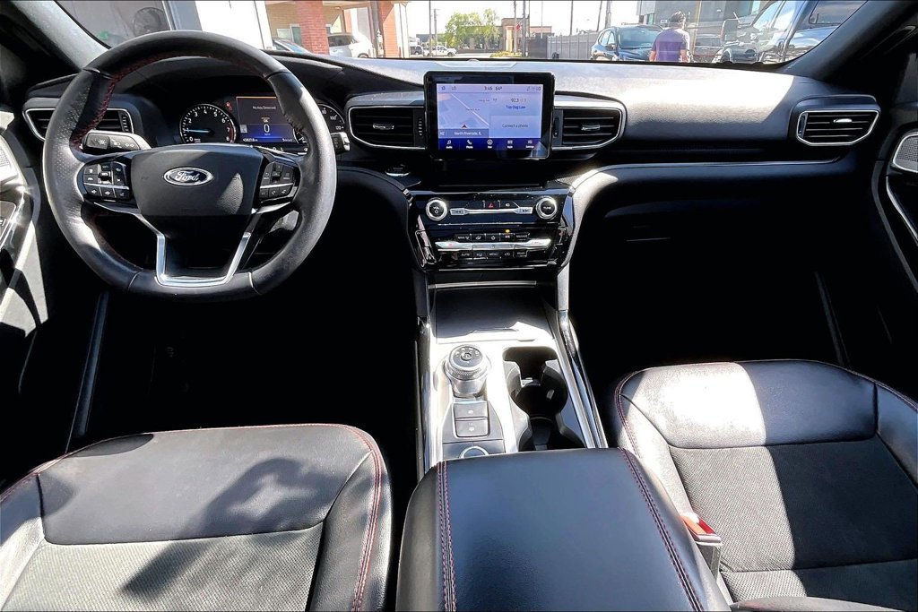 Certified 2023 Ford Explorer ST-Line AWD/4WD image 14