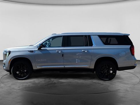 New 2026 GMC Yukon XL Elevation w/ Elevation Premium Package AWD/4WD image 5