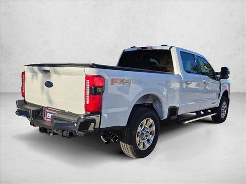 Certified 2024 Ford F250 Lariat w/ Chrome Package image 5