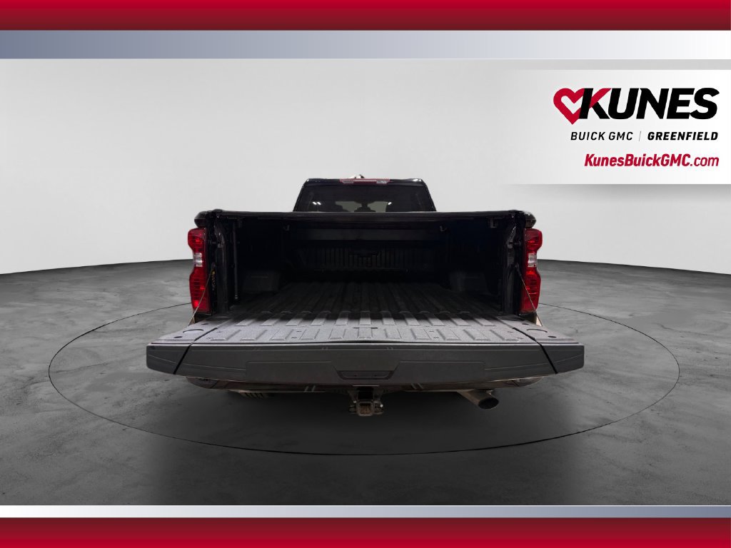 Used 2022 Chevrolet Silverado 2500 Custom w/ Custom Convenience Package AWD/4WD image 34