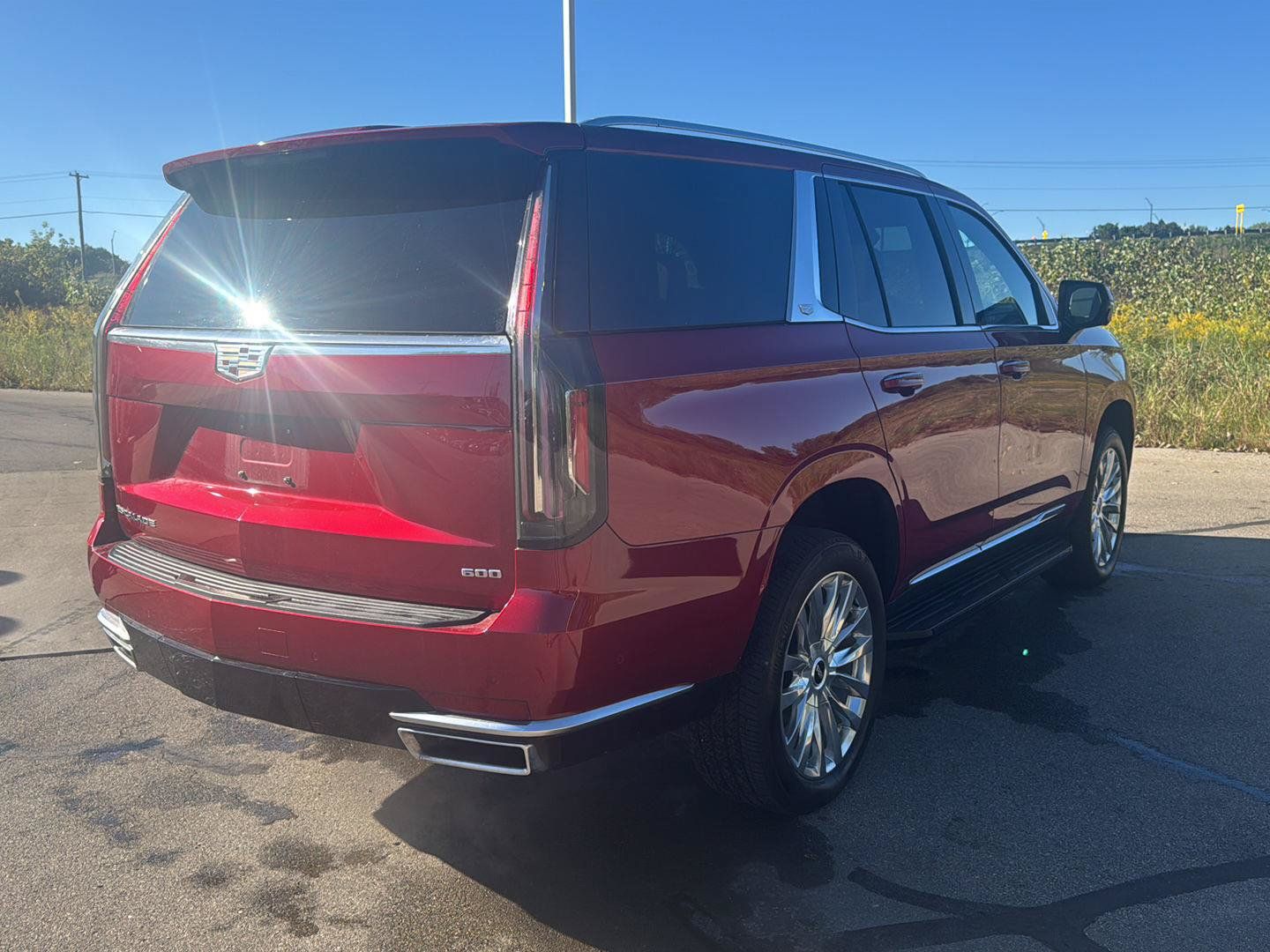 Used 2024 Cadillac Escalade Premium Luxury w/ LPO, Floor Liner Package AWD/4WD image 5