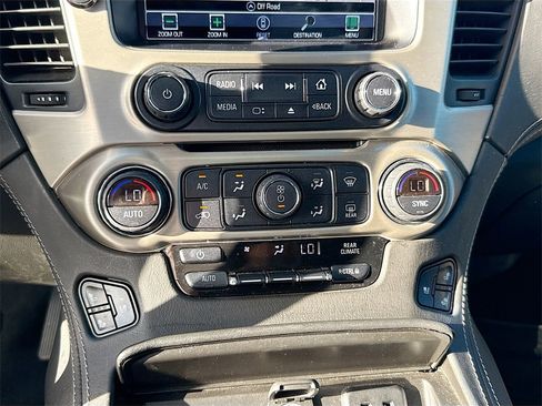 Used 2020 GMC Yukon Denali image 17