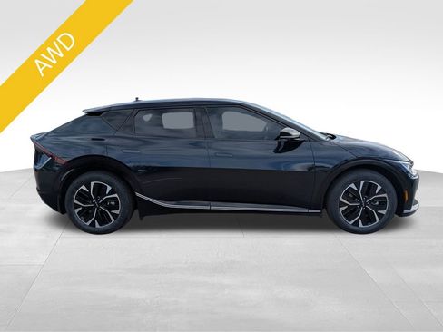 Certified 2023 Kia EV6 Wind w/ Wind Technology Package image 4