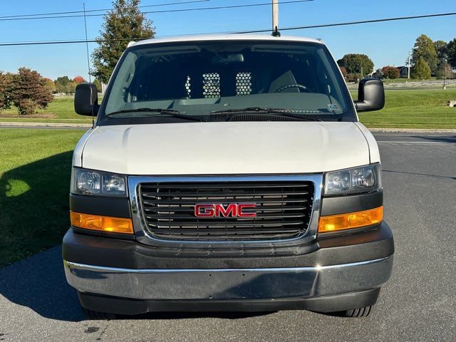 Used 2025 GMC Savana 2500 w/ Driver Convenience Package RWD image 4