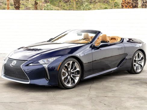 Used 2021 Lexus LC 500 Convertible image 5