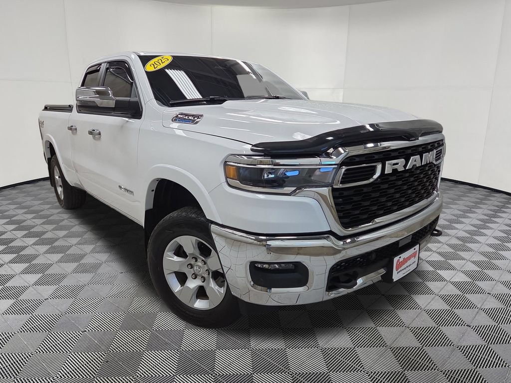 Used 2025 RAM 1500 Big Horn AWD/4WD image 3