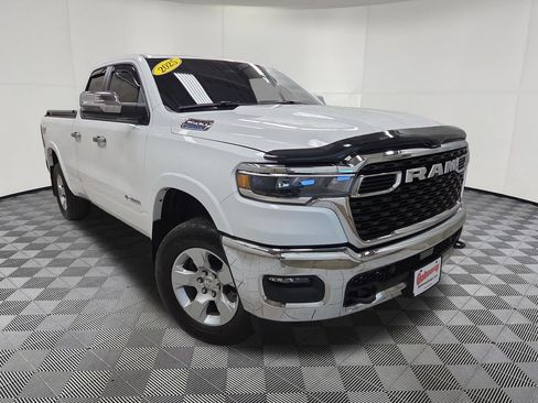 Used 2025 RAM 1500 Big Horn AWD/4WD image 3