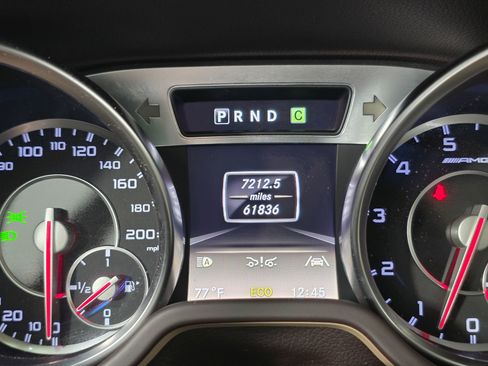 Used 2013 Mercedes-Benz SL 63 AMG image 25