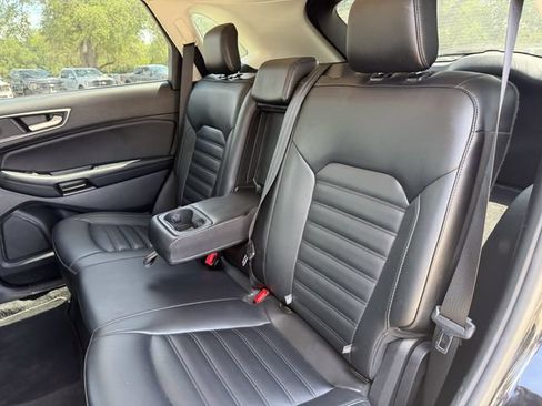 Used 2024 Ford Edge SEL AWD/4WD image 17