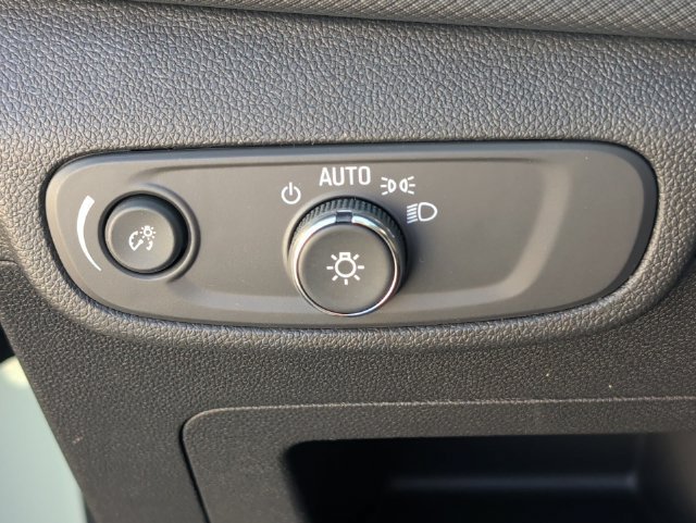 New 2026 Chevrolet TrailBlazer LT w/ LT Cold Weather Package FWD image 25