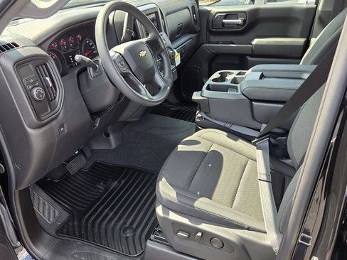 New 2026 Chevrolet Silverado 1500 Custom RWD image 5