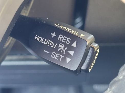 Certified 2019 Toyota Highlander Limited w/ Carpet Mat Package (TMS) AWD/4WD image 31