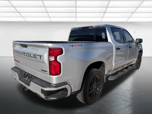 Used 2021 Chevrolet Silverado 1500 RST w/ Redline Edition AWD/4WD image 2