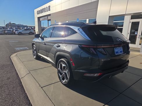 Used 2024 Hyundai Tucson Limited image 3