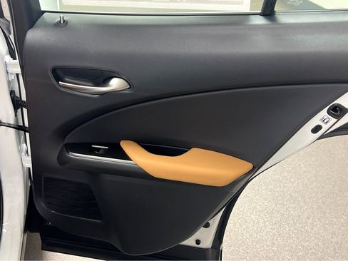 New 2026 Lexus UX 300h AWD image 21