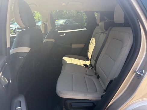 Used 2020 Ford Escape SEL AWD/4WD image 17