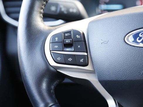 Used 2023 Ford Explorer XLT w/ Equipment Group 202A image 20