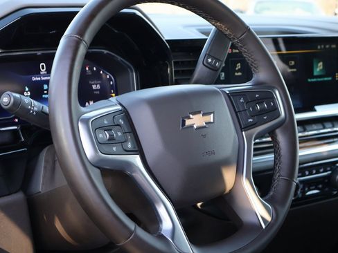 Used 2023 Chevrolet Silverado 1500 LT w/ Z71 Off-Road Package image 17