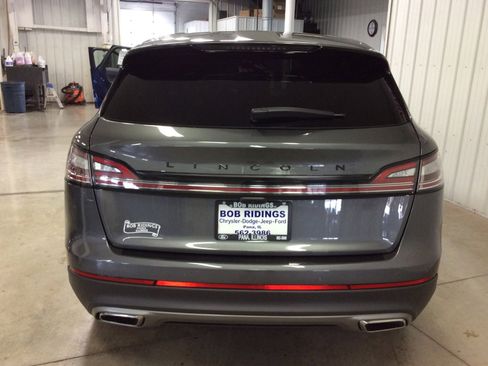 Used 2023 Lincoln Nautilus Reserve image 4