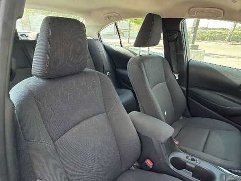 Certified 2024 Toyota Corolla LE image 40