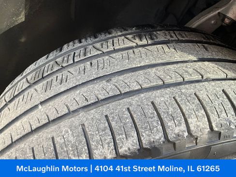 Certified 2023 Volvo XC90 B6 Ultimate w/ Protection Package Premier image 15