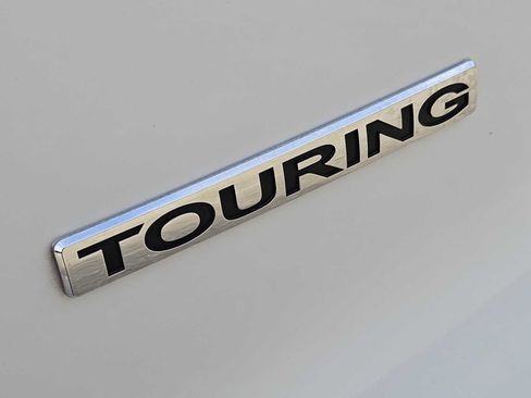 Used 2020 Honda Pilot Touring image 12