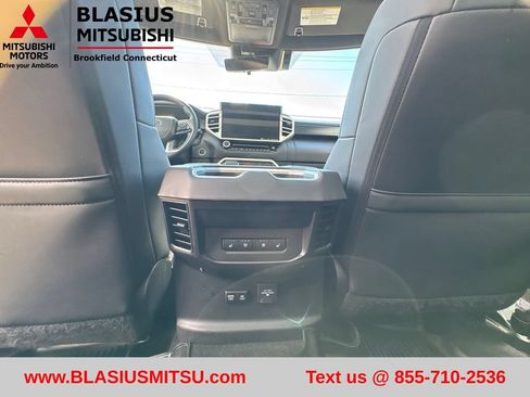 Used 2023 Toyota Tundra Platinum AWD/4WD image 40