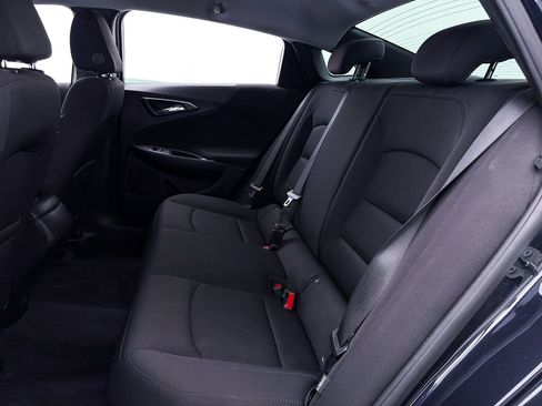 Used 2022 Chevrolet Malibu LS FWD image 32