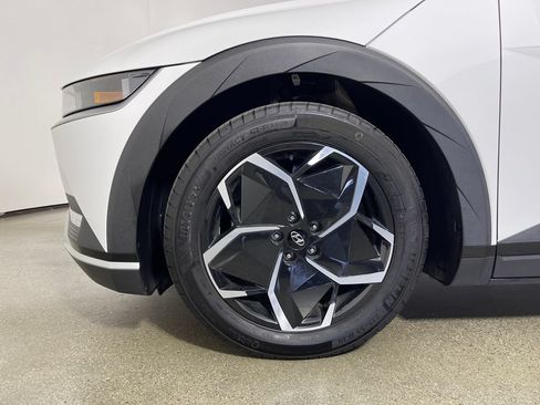 Certified 2024 Hyundai Ioniq 5 SEL RWD image 11