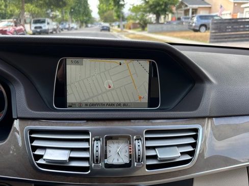 Used 2014 Mercedes-Benz E 350 Sedan image 43