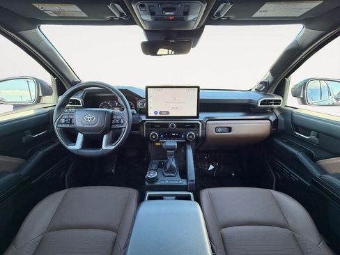 Used 2026 Toyota 4Runner Limited AWD/4WD image 11