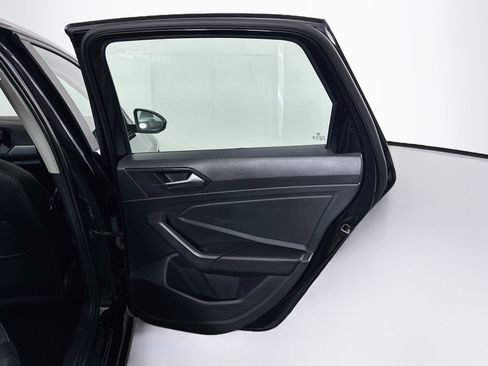 Used 2023 Volkswagen Jetta SE FWD image 29