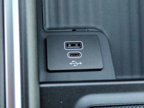 New 2026 Ford Expedition Tremor image 23